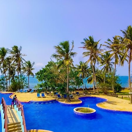 Ivory Beachfront Stays Mombaça Exterior foto