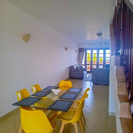 Ivory Beachfront Stays Mombaça Exterior foto