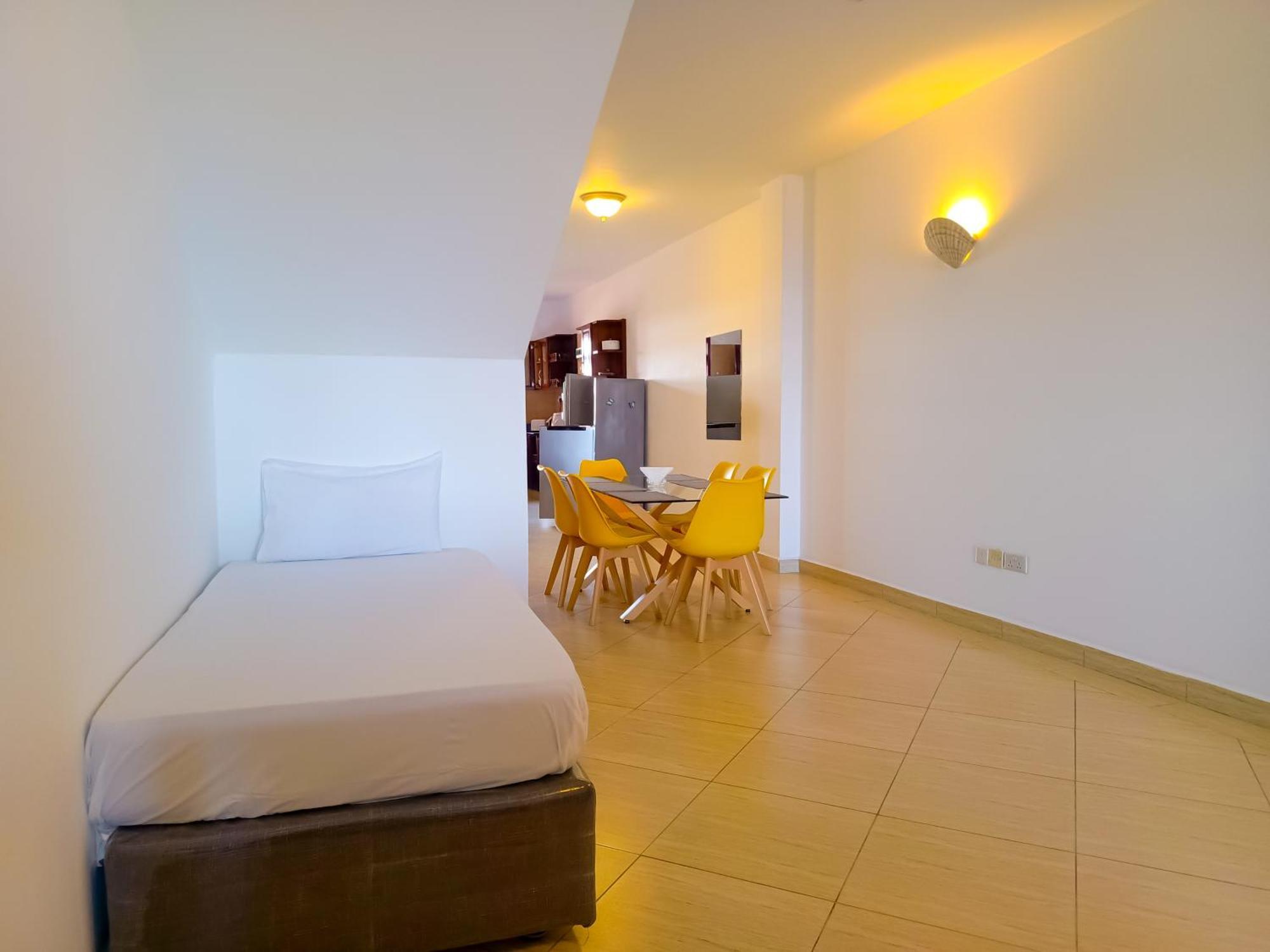Ivory Beachfront Stays Mombaça Exterior foto